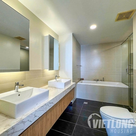 Cho Thuê Căn Hộ 3 Phòng Ngủ – Watermark Tây Hồ
