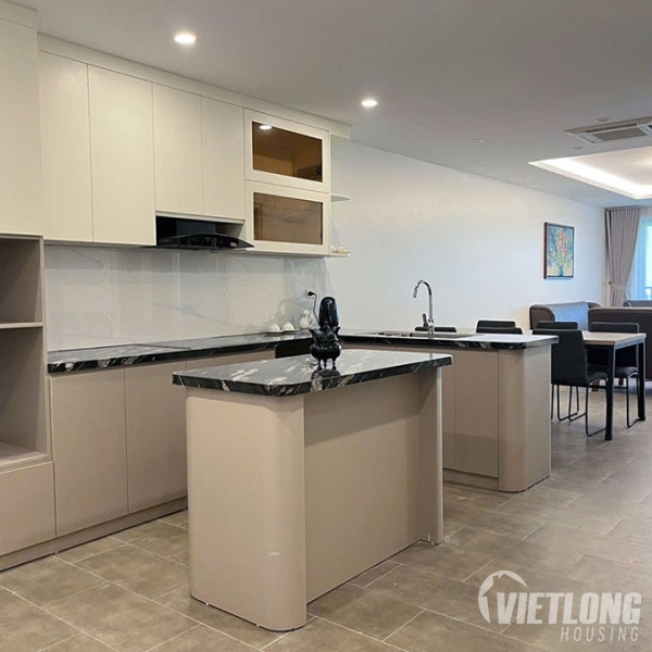 Bán căn hộ tòa P1 hướng Đông Nam 145m2 sửa đẹp