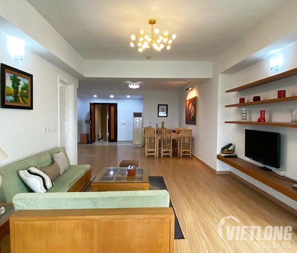 bán căn hộ 123m2 hướng Đông Nam mát mẻ