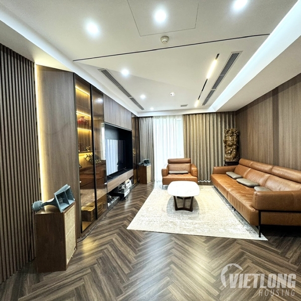 Bán căn hộ 145m2, hướng Đông Nam mát mẻ