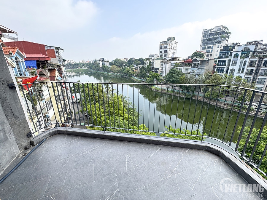 Cho Thuê Căn Hộ 1 Phòng Ngủ Nhìn Ra Hồ Tại Phỗ Vũ Miên Tây Hồ