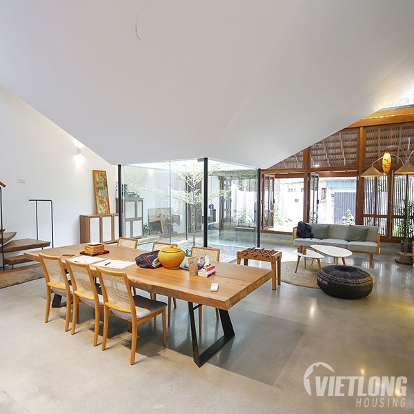 Biệt thự phong cách Nhật Bản tuyệt đẹp cho thuê tại Tây Hồ