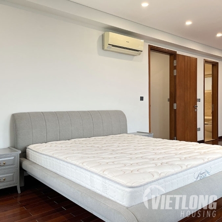 Cho thuê căn hộ 4 phòng ngủ cao cấp tại Ciputra