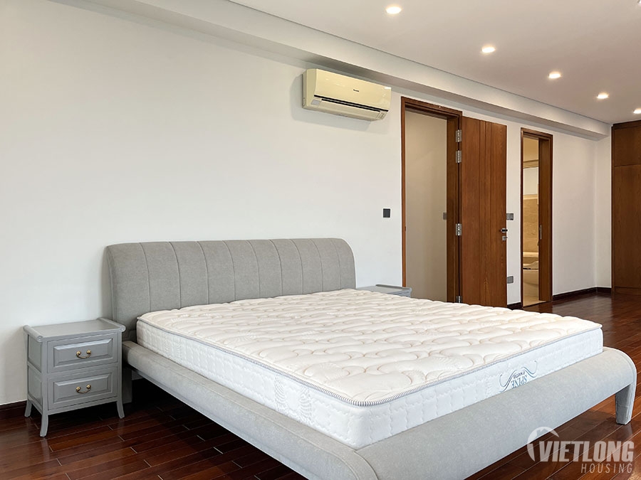 Cho thuê căn hộ 4 phòng ngủ cao cấp tại Ciputra