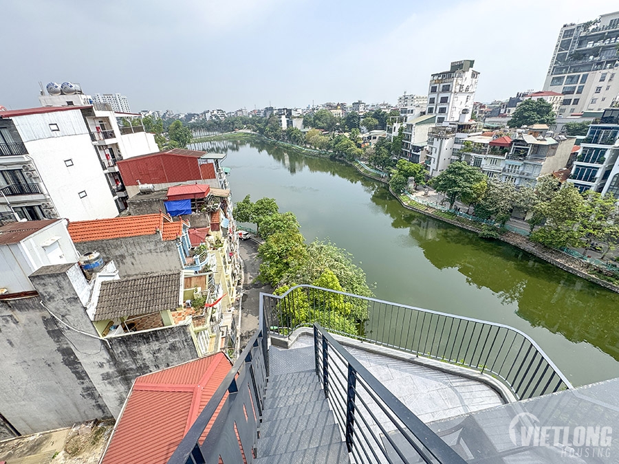 Căn hộ Duplex nhìn ra hồ cho thuê tại Phỗ Vũ Miên Tây Hồ