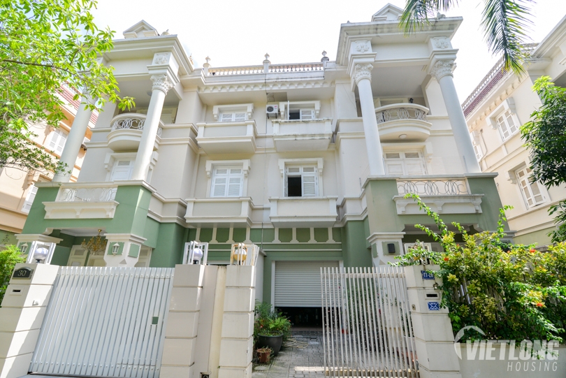 Cho thuê biệt thự khu T Ciputra, 230m2, 5 phòng ngủ