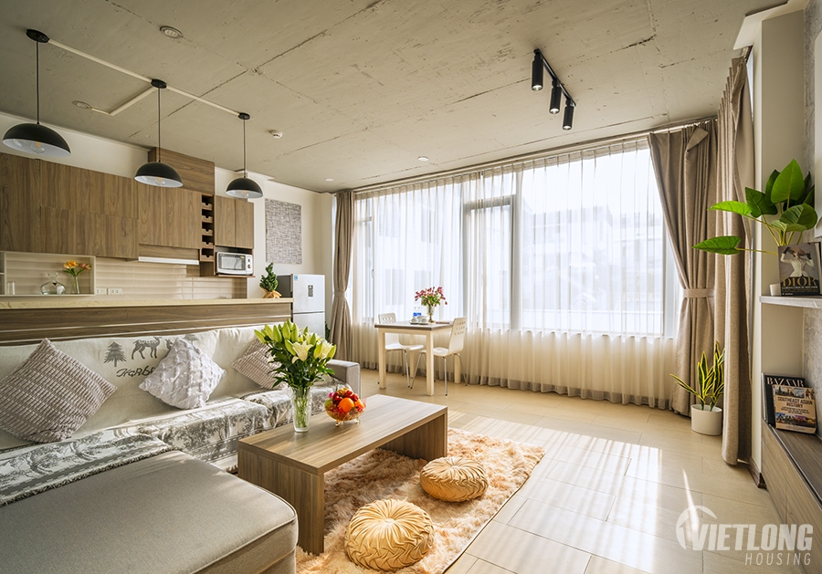 Cho thuê căn hộ 1 phòng ngủ, rộng và sáng tại Từ Hoa