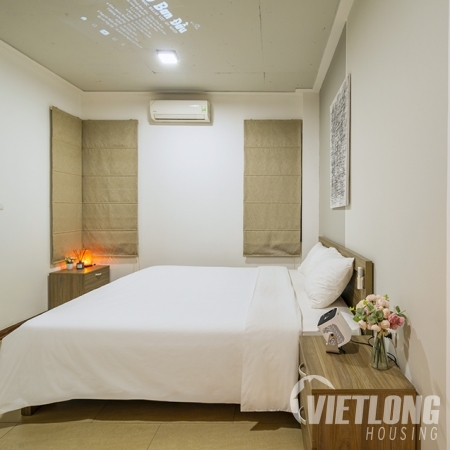 Cho thuê căn hộ 1 phòng ngủ, rộng và sáng tại Từ Hoa