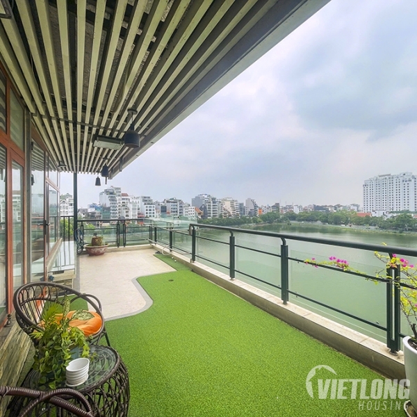 Siêu phẩm căn hộ 2 phòng ngủ view Hồ Tây ban công đẹp mê ly