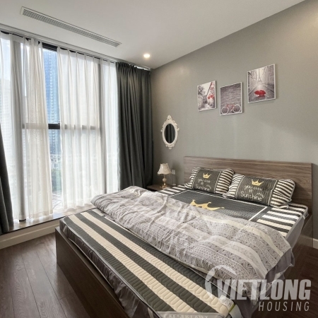 Cho thuê căn hộ 3 phòng ngủ rộng rãi, full nội thất Sunshine City