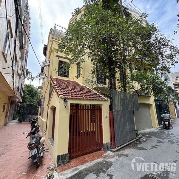 Cho thuê nhà trên đường Đặng Thai Mai, đầy đủ nội thất chỉ việc vào ở