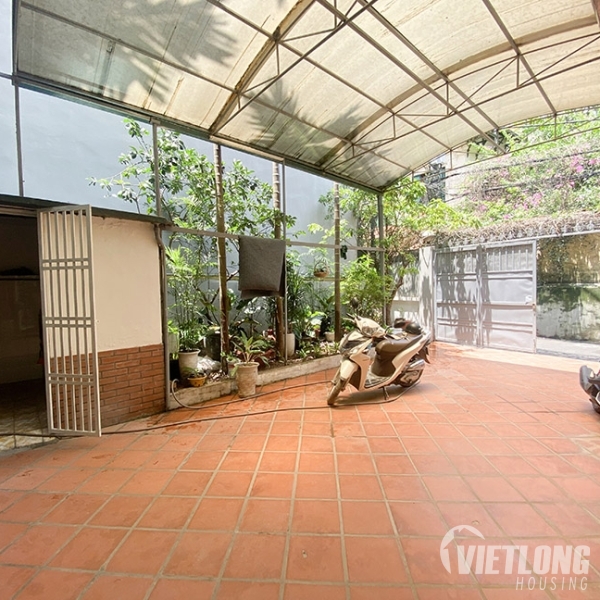 Cho Thuê nhà trong ngõ Tô Ngọc Vân Tây Hồ Hà Nội