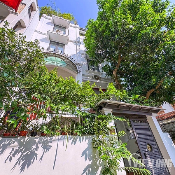 cho thuê nhà mới 4 phòng ngủ tại Tây Hồ