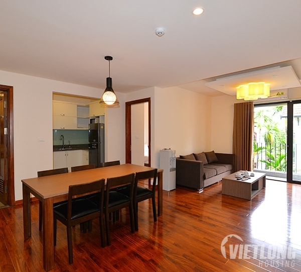 Cho thuê căn hộ 2 phòng ngủ đẹp khu vực Tây Hồ
