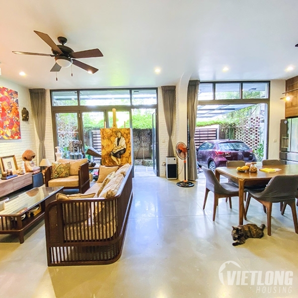 Cho thuê Biệt thự bể bơi ở Ngọc Thụy Long Biên gần Hà Nội