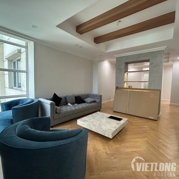 Bán căn hộ tòa G2 Ciputra 119m2, VIP, giá hấp dẫn