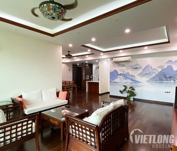 bán căn hộ tòa E5 Ciputra ban công rộng