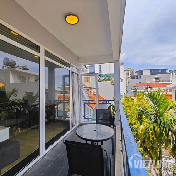 Cho thuê căn hộ 2 phòng ngủ ban công rộng view đẹp