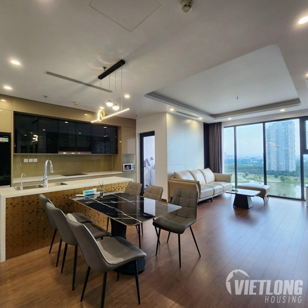 Cho thuê căn hộ 3 phòng ngủ + 1 kho view hồ tại The Matrix One