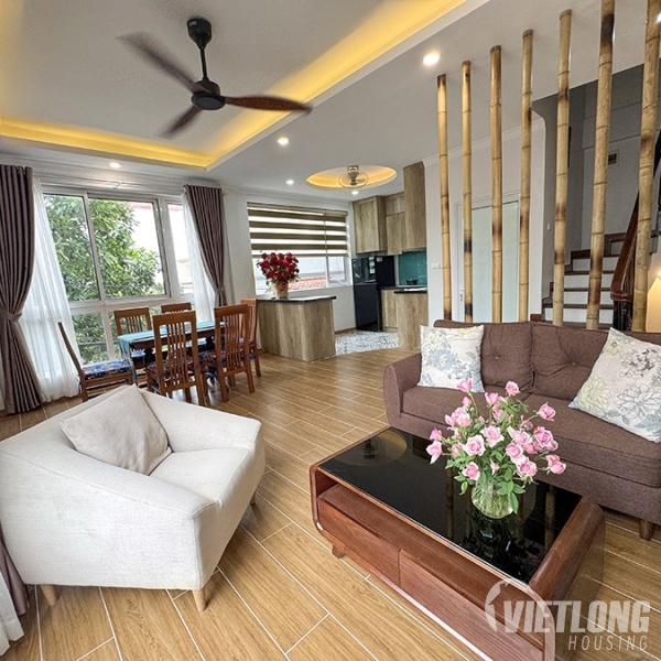 Cho Thuê Nhà Riên Trong Ngõ OTO Đỗ Cửa Phố Bắc Cầu Ngoc Thuy Long Biên HN
