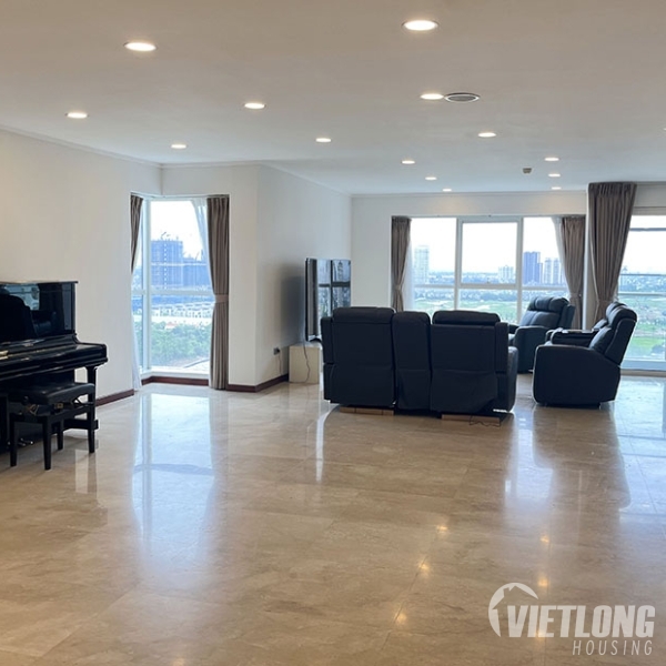 Cho thuê căn hộ 4Pn, 267m2 tòa L1 Ciputra, view sân golf