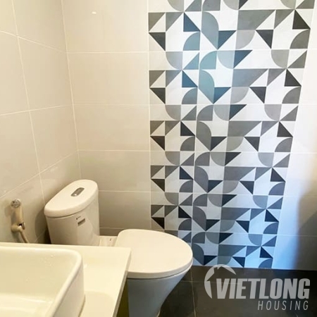 căn hộ E4 sửa chữa đẹp cần bán