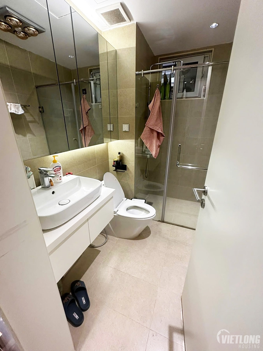 bán căn hộ tòa E5 hướng Nam mát mẻ
