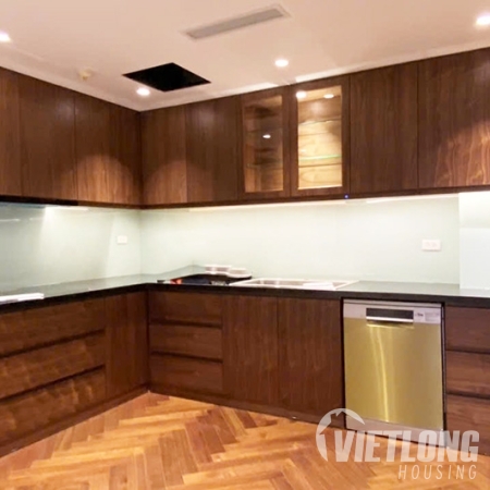 bán căn hộ sửa đẹp tòa P2 182m2 view công viên