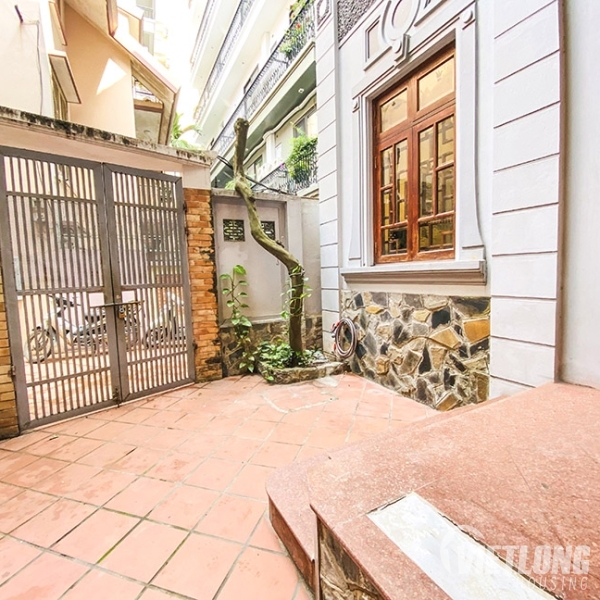 Cho Thuê Nhà Trong Ngõ Tô Ngọc Vân Tây Hồ Hà Nội