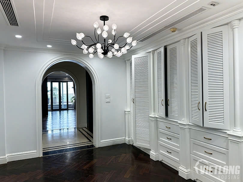 cho thuê căn hộ 182m2, tòa P2 ciputra 31,5 triệu/tháng