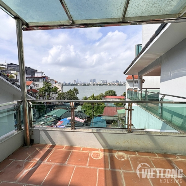 Cho Thuê Biệt Thự  view hồ 200m2 Đường Đặng Thái Mai Tây Hồ Hà Nội 4 Phòng Ngủ,