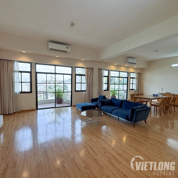 Cho Thuê Căn Hộ Dịch Vụ Tầng Cao View  Đường Tây Hồ Hà Nội