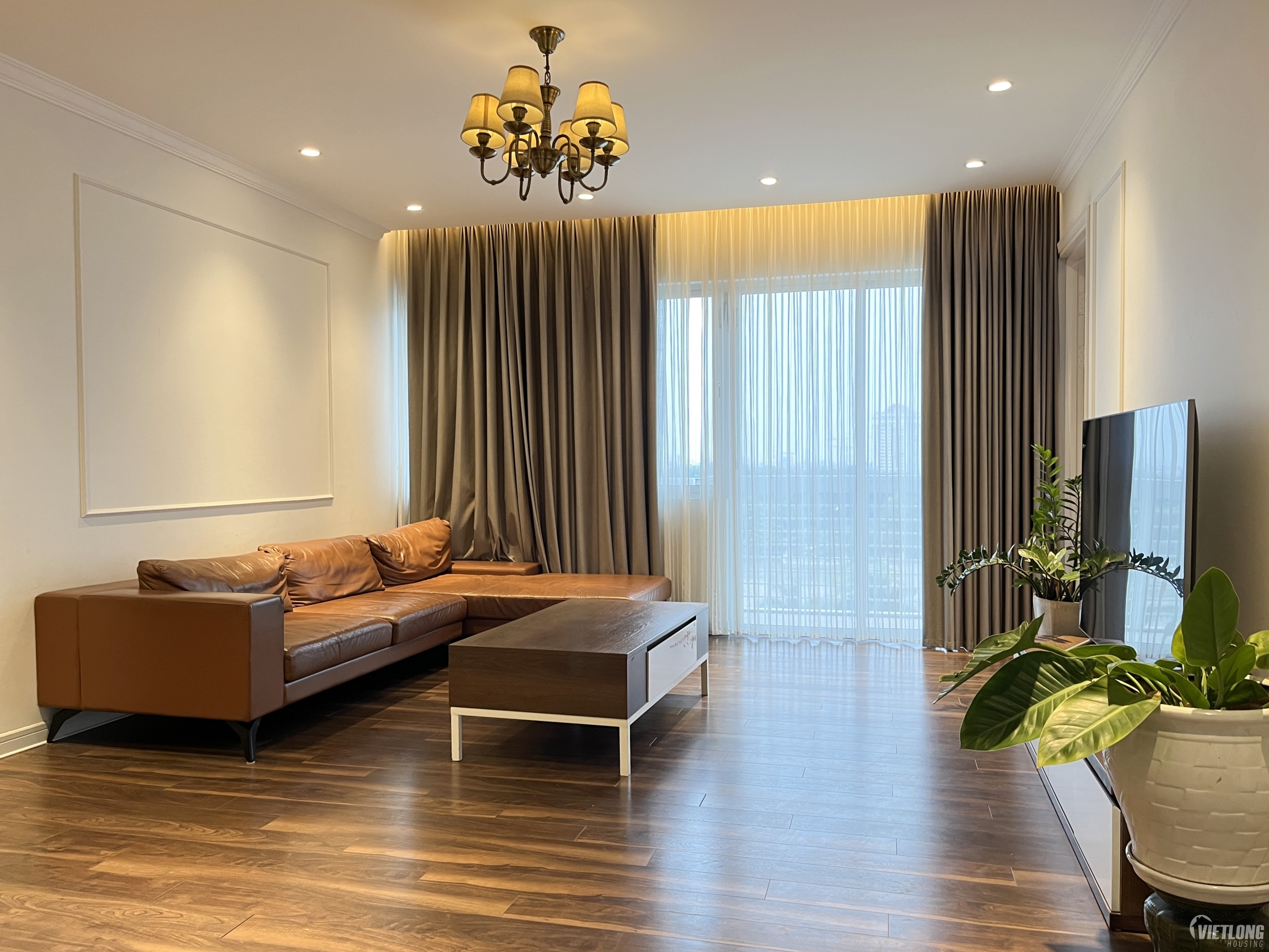 cho thuê căn hộ 03 phòng ngủ tòa E ciputra 35 triệu/ tháng