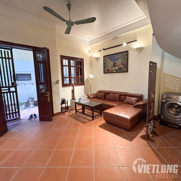 CHO THUÊ NHÀ PHỐ TỪ HOA – TÂY HỒ