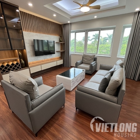 cho thuê căn hộ 04 PN tòa E4 ciputra giá 26.5 triệu/tháng